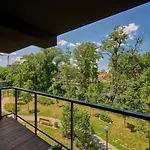 Apartment Spacious Dmowskiego By The River With Parking & Balcony By Renters *
