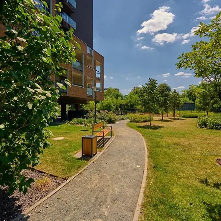 Apartament Spacious Dmowskiego By The River With Parking & Balcony By Renters Wrocław