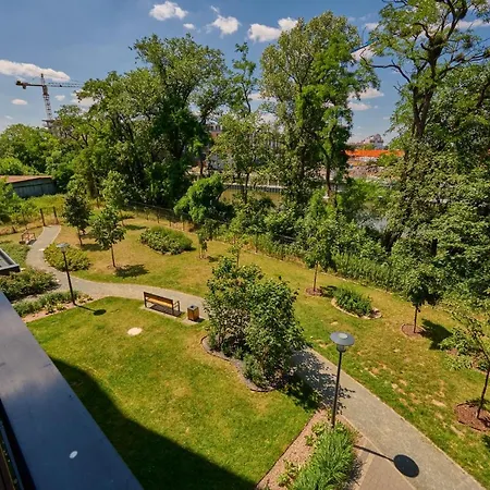 Spacious Dmowskiego By The River With Parking & Balcony By Renters