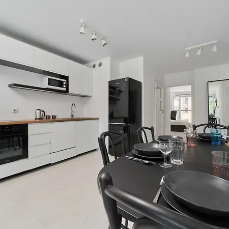 Spacious Dmowskiego By The River With Parking & Balcony By Renters Appartamento *